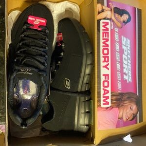 Sketchers memory foam women’s sneakers